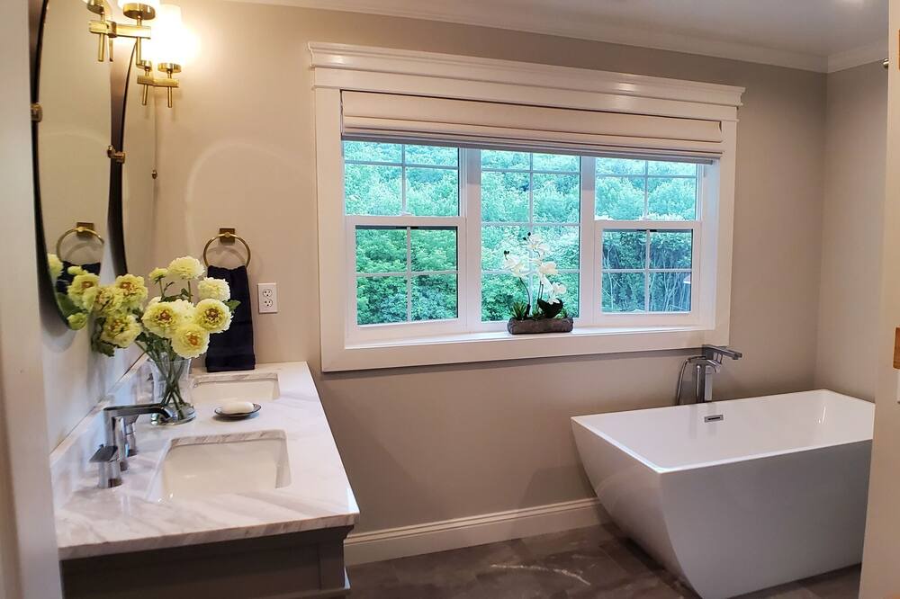 Photo of Bathroom in Manchester Center