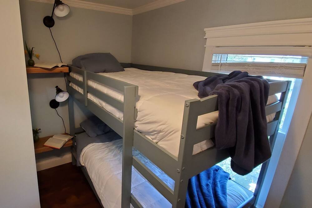 Photo of Bedroom in Manchester Center