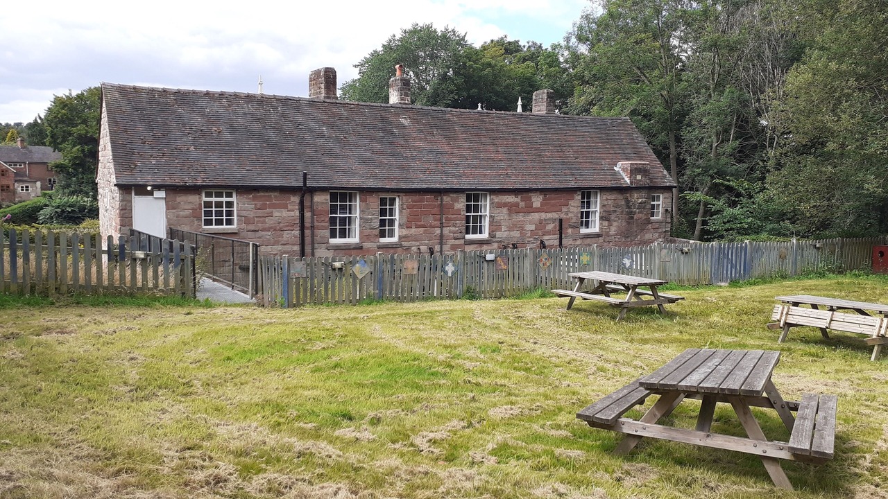 Photo of Outdoor in Alton