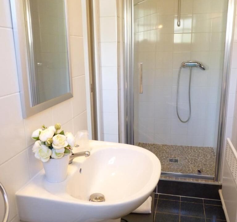 Photo of Bathroom in Lillebonne