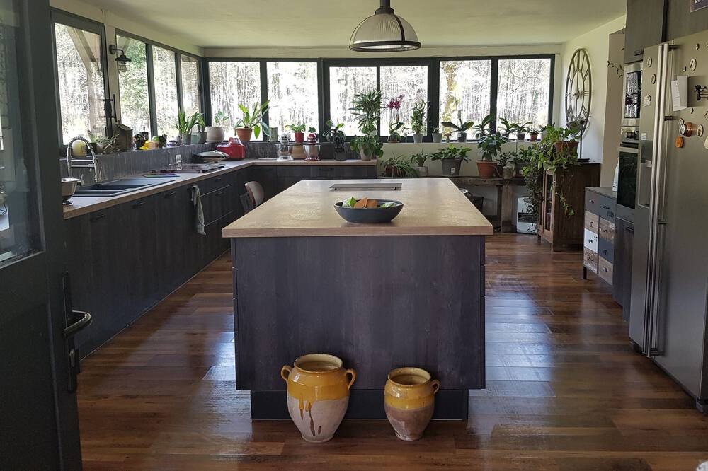Photo of Kitchen in Reaup-Lisse