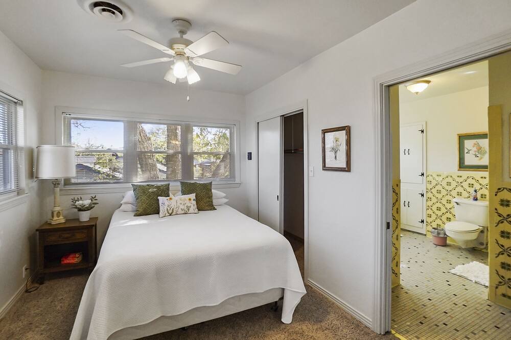 Photo of Bedroom in Clifton