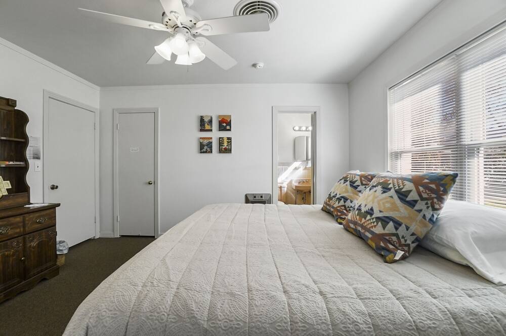 Photo of Bedroom in Clifton