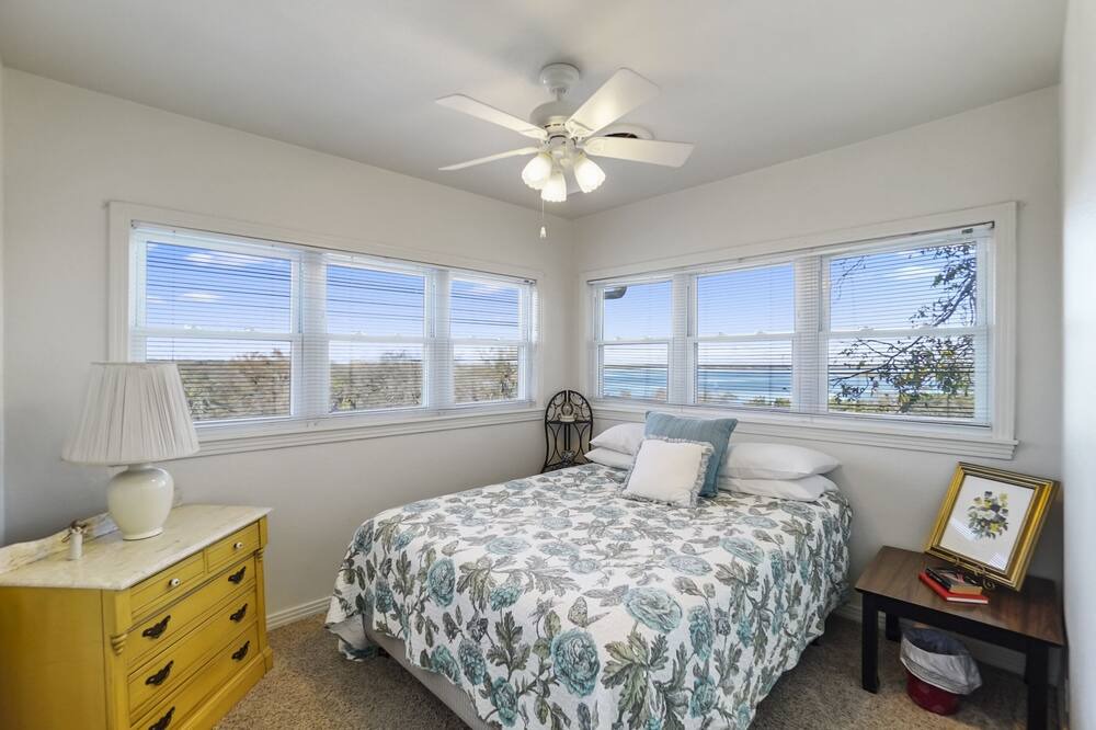 Photo of Bedroom in Clifton