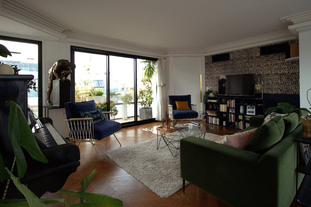 Photo of Livingroom in Hopital Saint-Louis