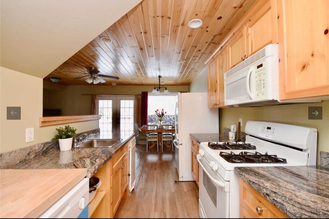 Photo of Kitchen in Severn Bridge