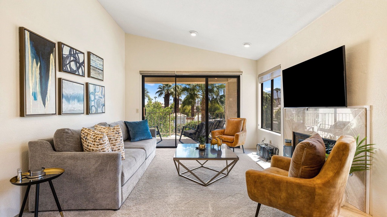 Photo of Livingroom in La Quinta