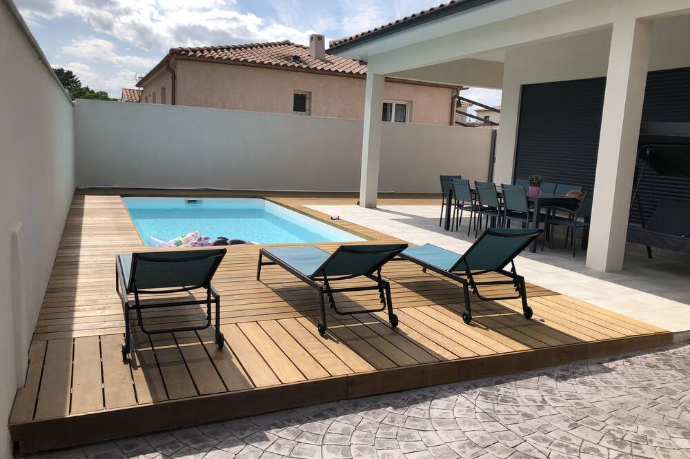 Photo of Patio Balcony in Saint-Laurent-d'Aigouze