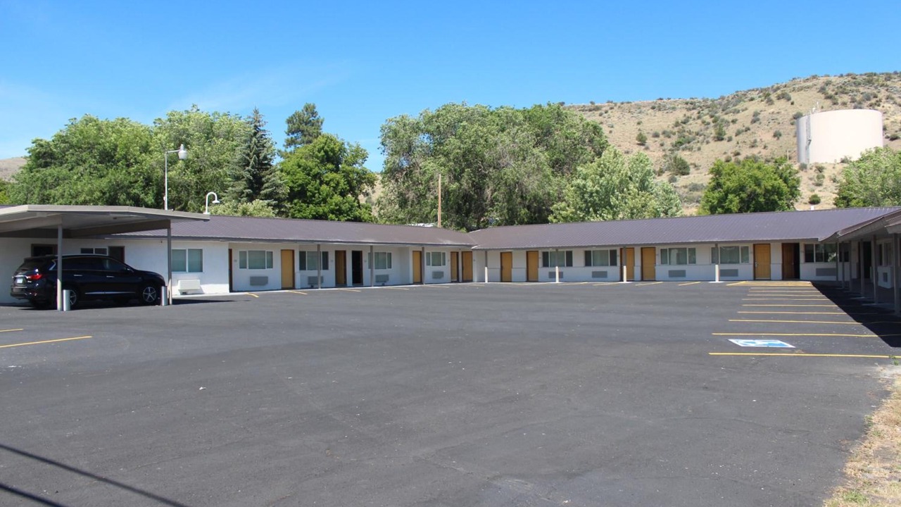 Photo of Outdoor in Lakeview