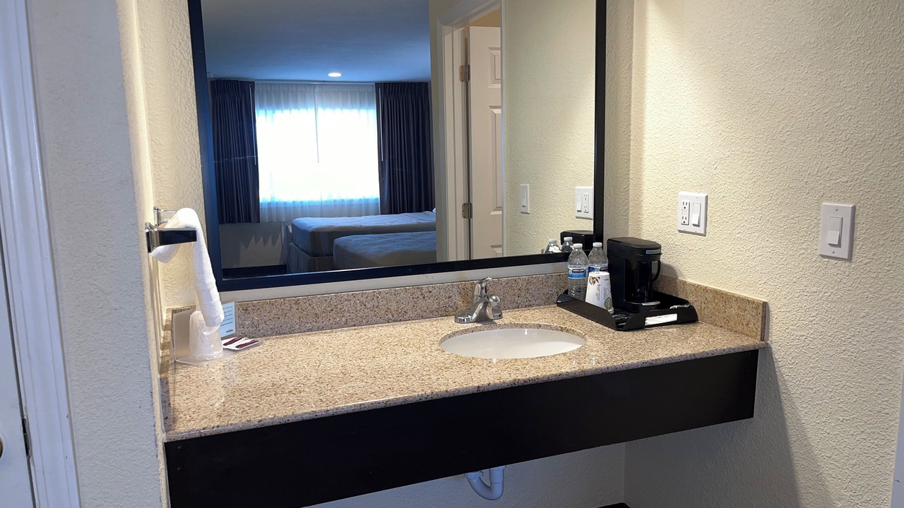 Photo of Bedroom in Lakeview