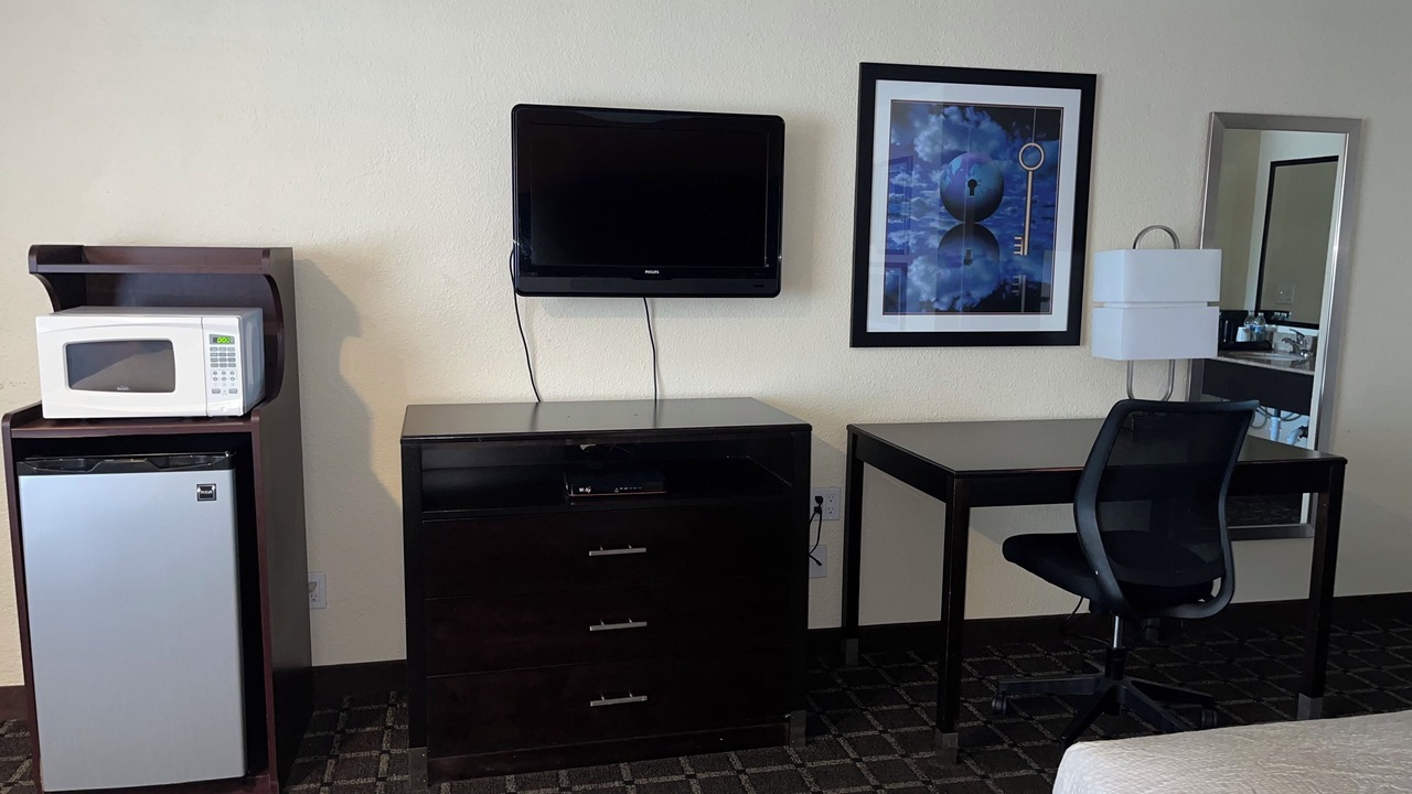 Photo of Bedroom in Lakeview