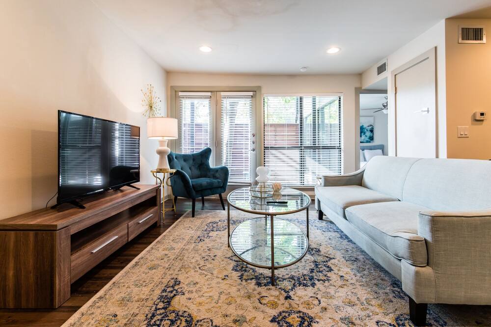 Photo of Livingroom in Oak Lawn