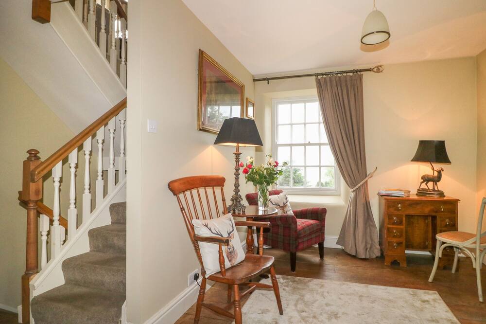 Photo of Livingroom in Quarnford