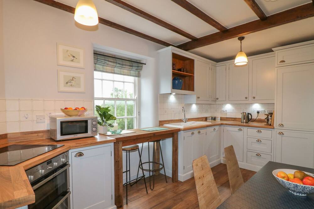 Photo of Kitchen in Quarnford