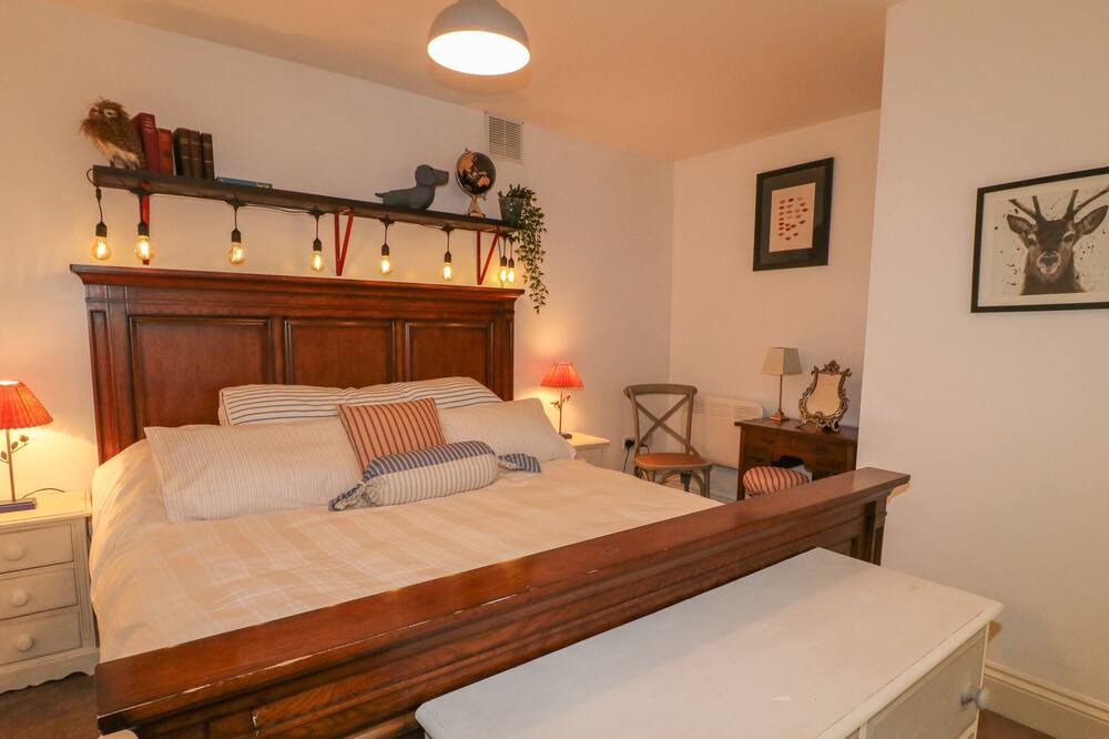 Photo of Bedroom in Quarnford