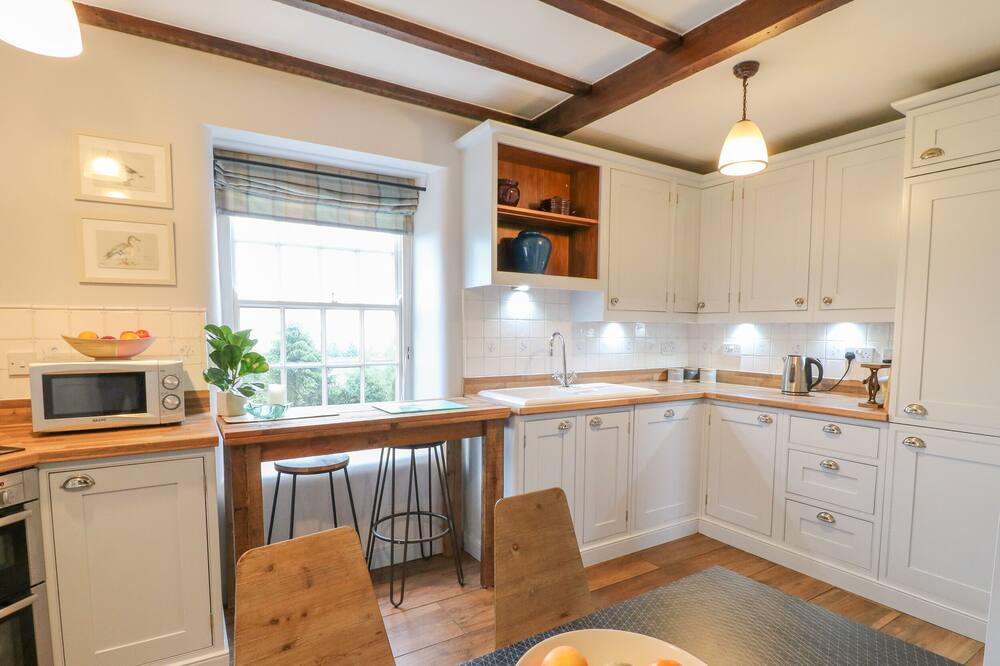 Photo of Kitchen in Quarnford
