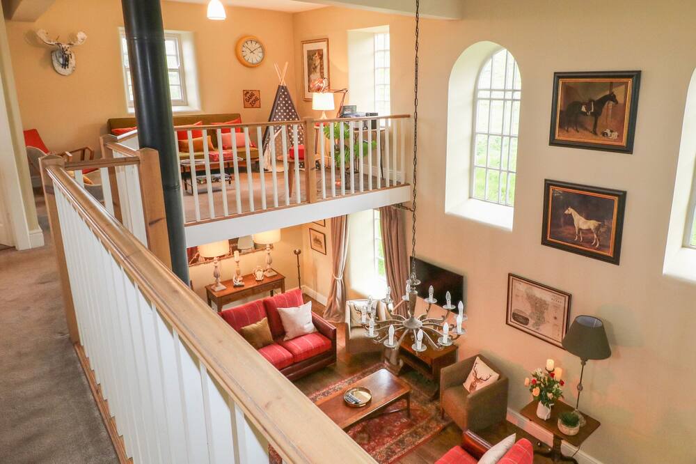 Photo of Others in Quarnford