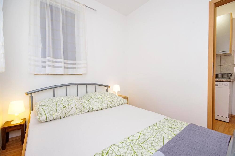 Photo of Bedroom in Sutivan