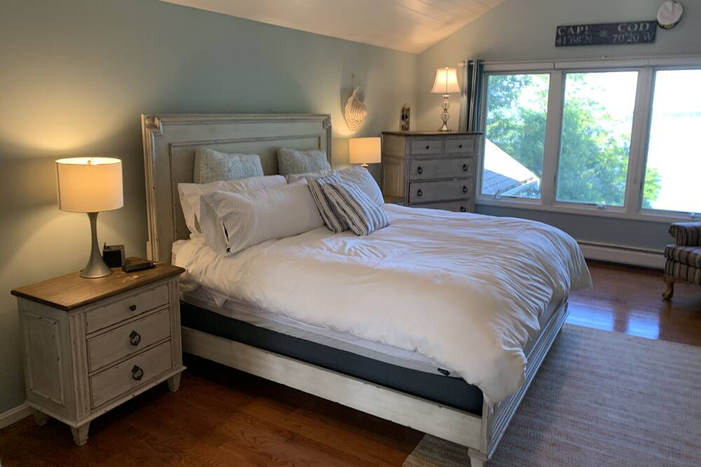 Photo of Bedroom in Mashpee