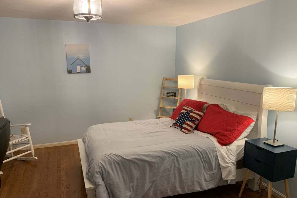 Photo of Bedroom in Mashpee
