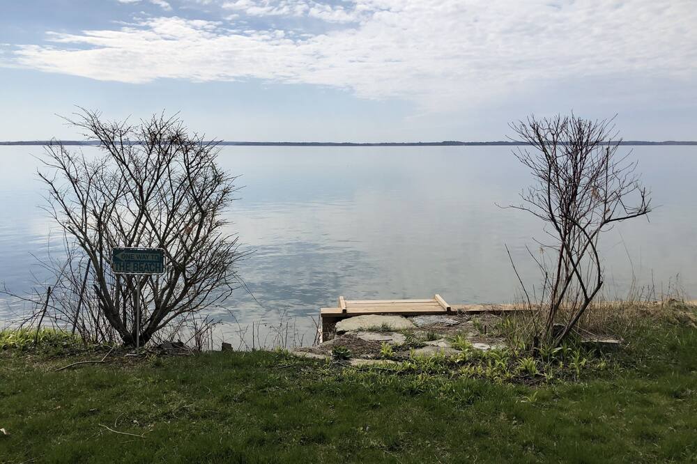Photo of Others in Howe Island
