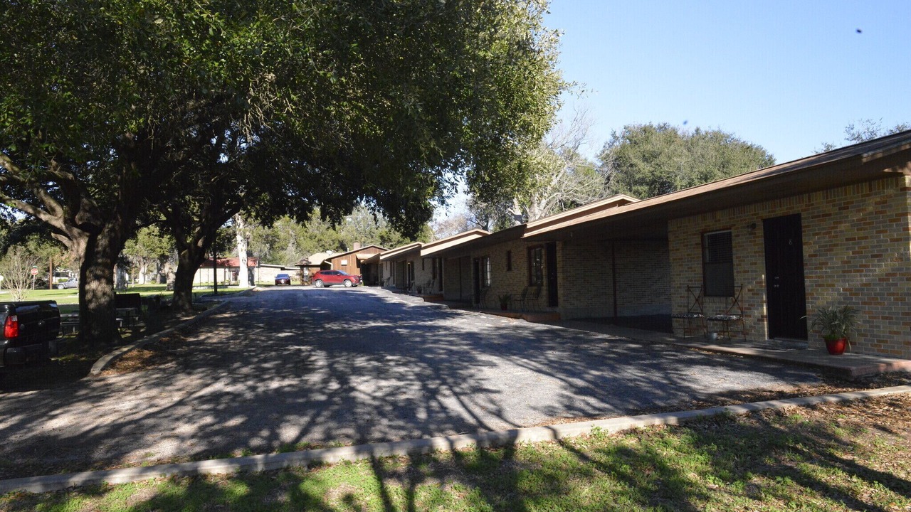 Photo of Outdoor in Shiner
