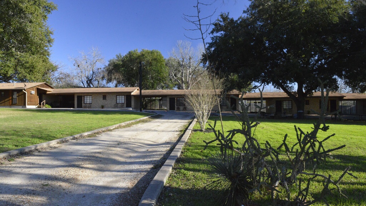 Photo of Outdoor in Shiner