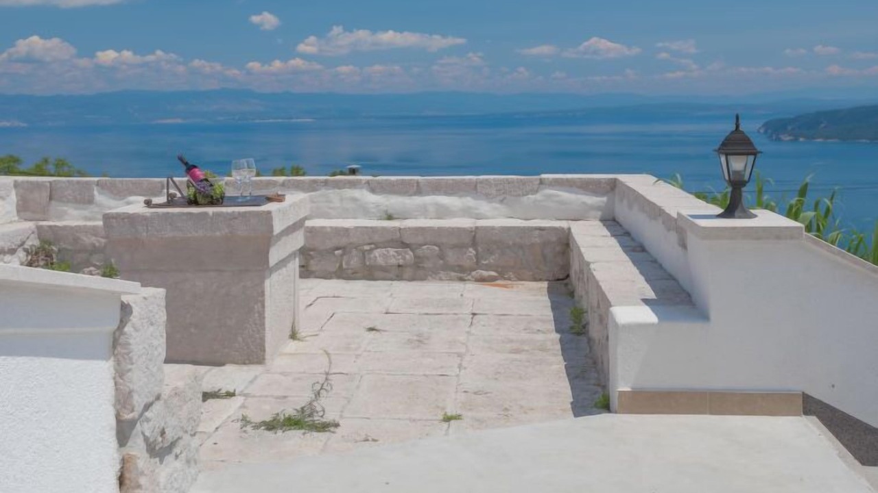Photo of Outdoor in Sveta Jelena