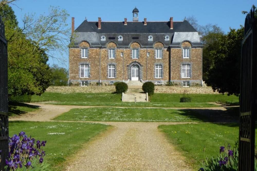 Photo of Outdoor in Saint-Mars-du-Desert
