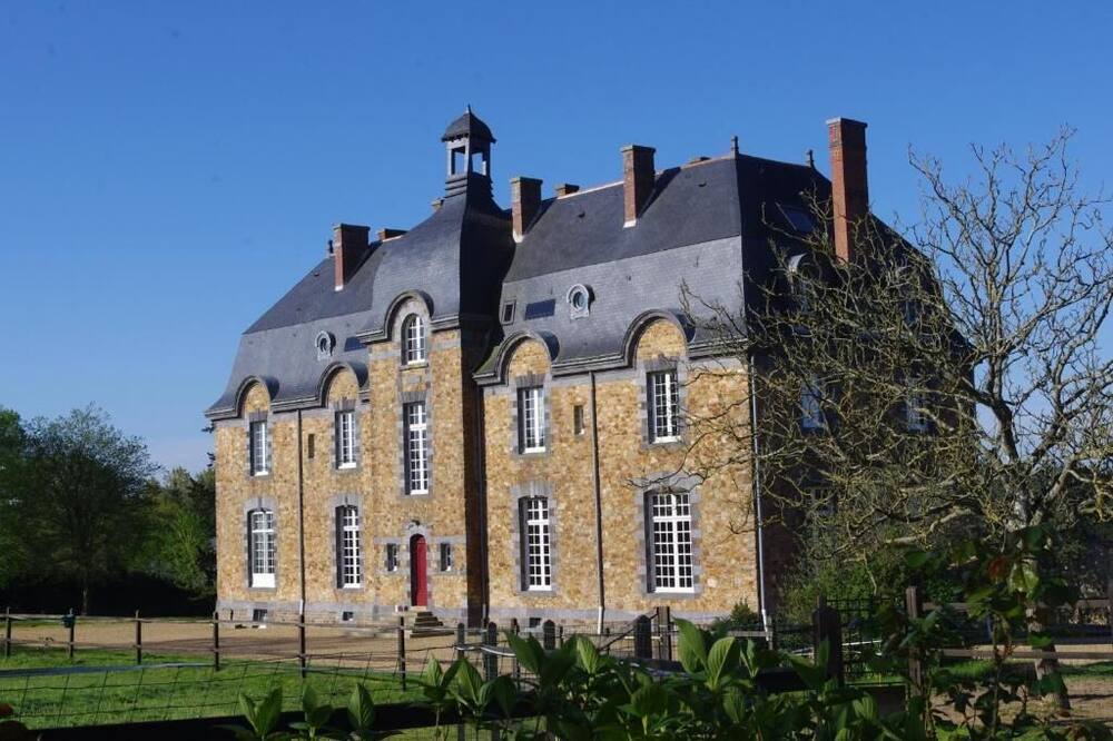 Photo of Outdoor in Saint-Mars-du-Desert