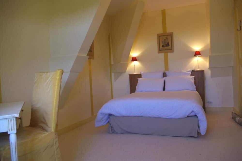 Photo of Bedroom in Saint-Mars-du-Desert