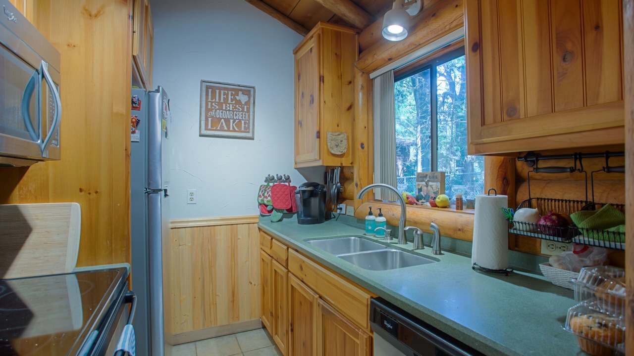 Photo of Kitchen in Enchanted Oaks