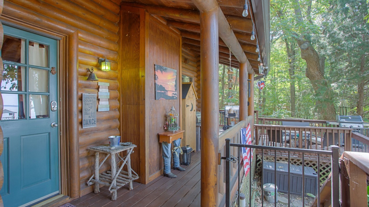 Photo of Outdoor in Enchanted Oaks
