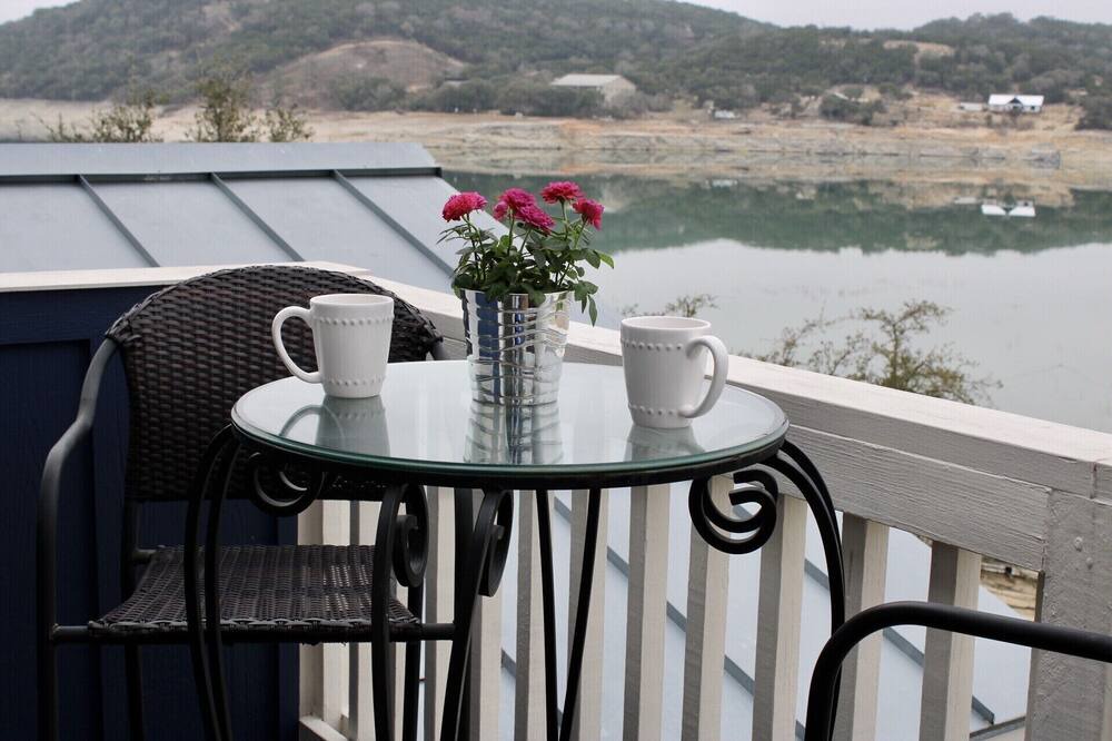 Photo of Patio Balcony in Lakehills