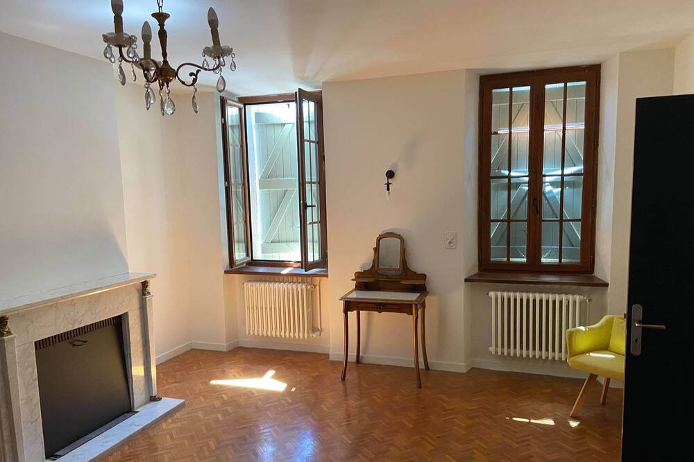 Photo of Livingroom in Saint-Julien-sur-Garonne