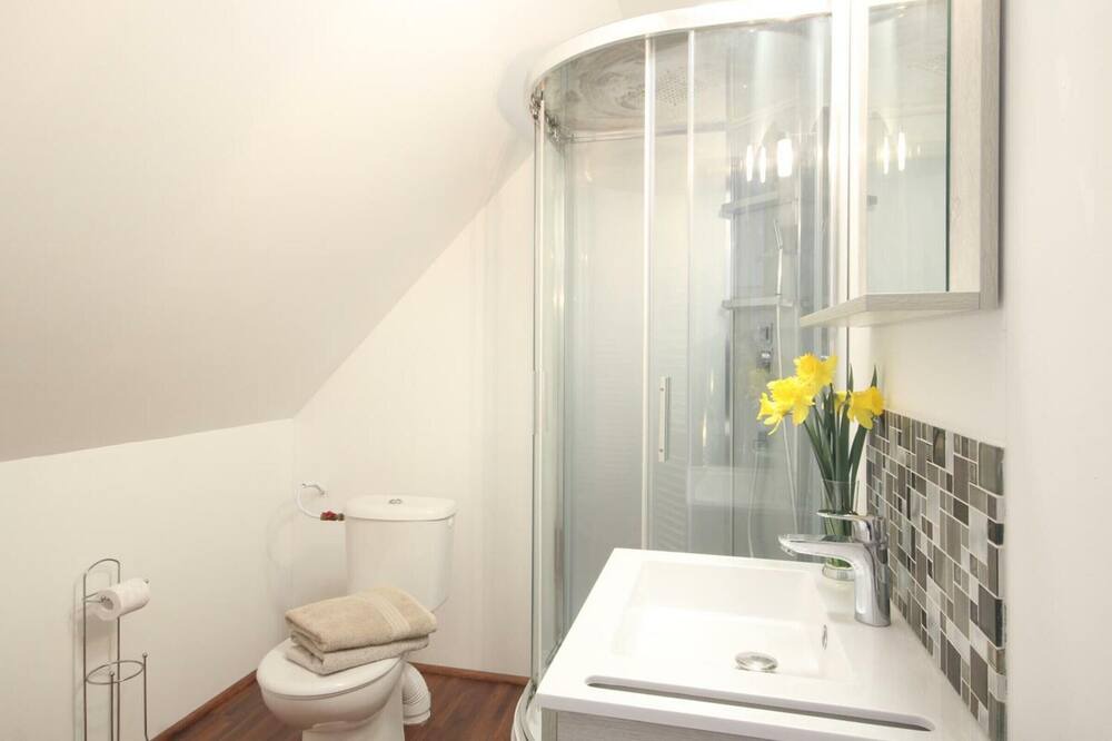 Photo of Bathroom in Epinay-sur-Duclair