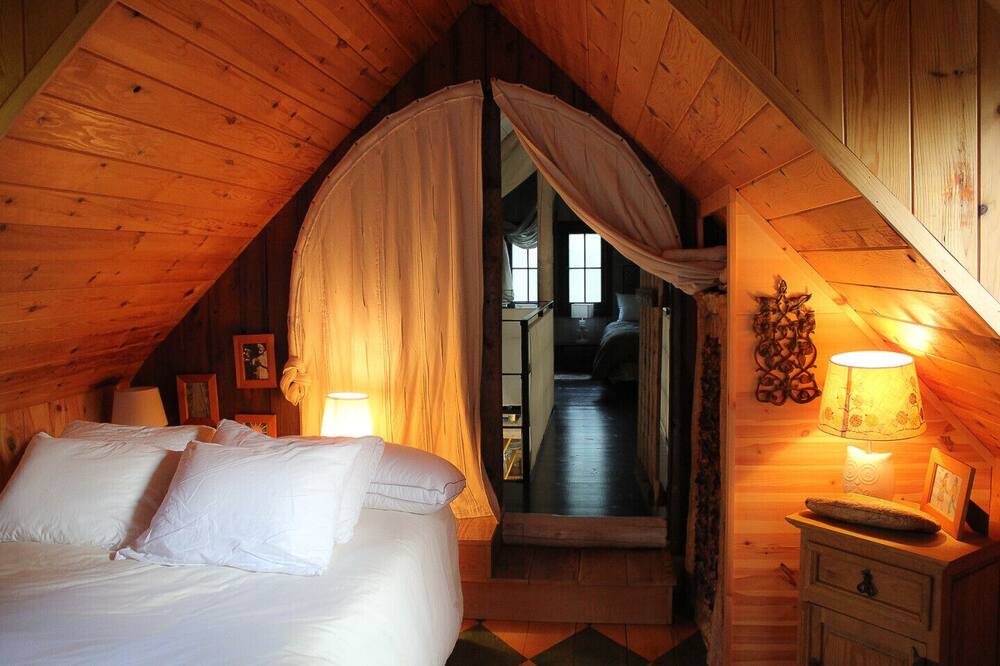 Photo of Bedroom in Lantier