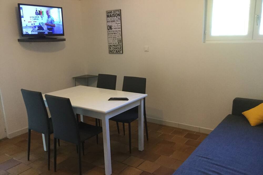 Photo of Livingroom in Anduze
