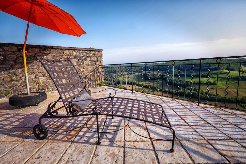 Photo of Patio Balcony in Puycelci