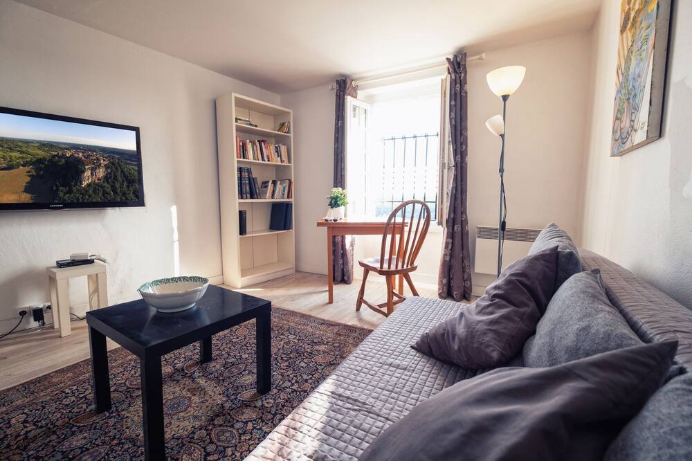 Photo of Livingroom in Puycelci