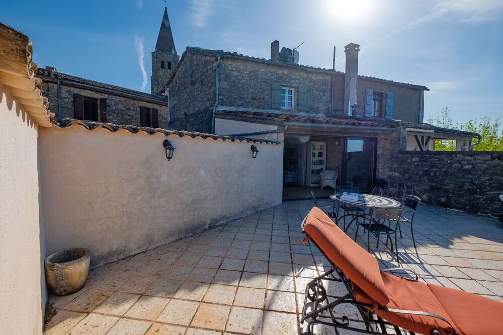 Photo of Patio Balcony in Puycelci