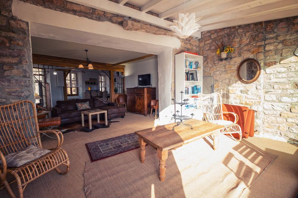 Photo of Livingroom in Puycelci