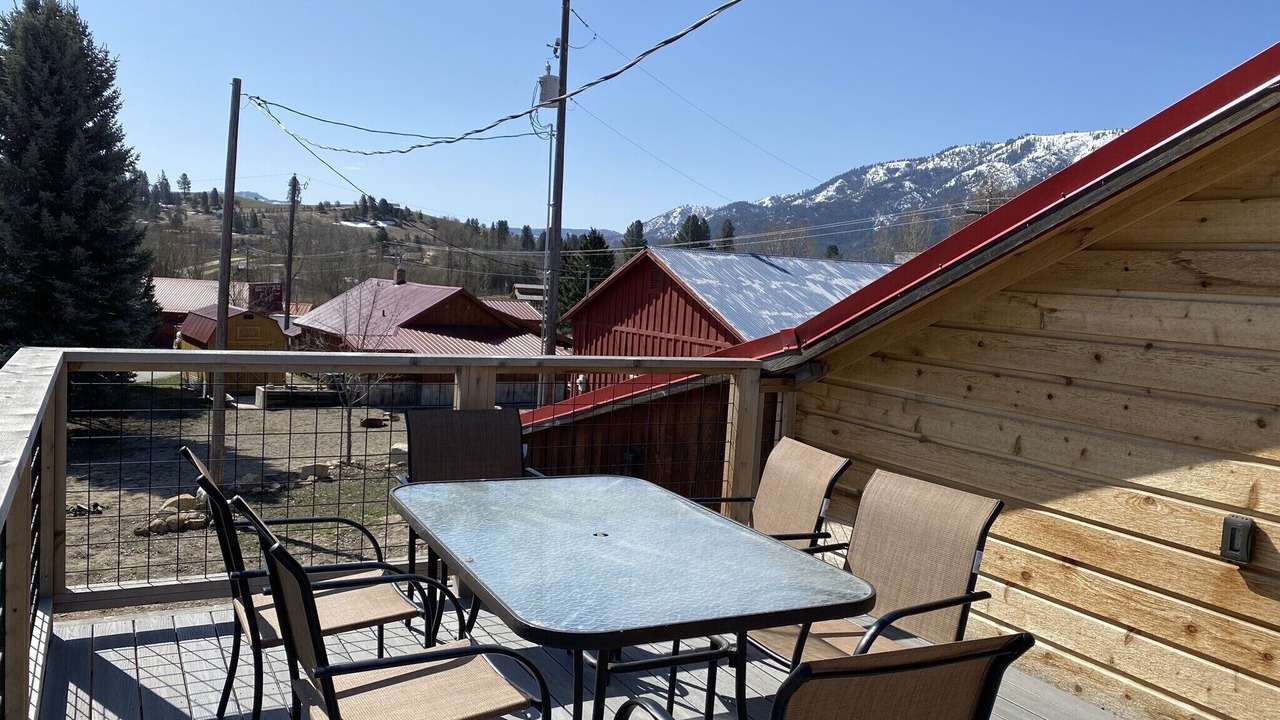 Photo of Outdoor in Crouch