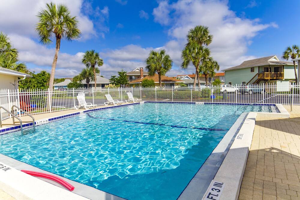 Photo of Outdoor in Surfcrest Village