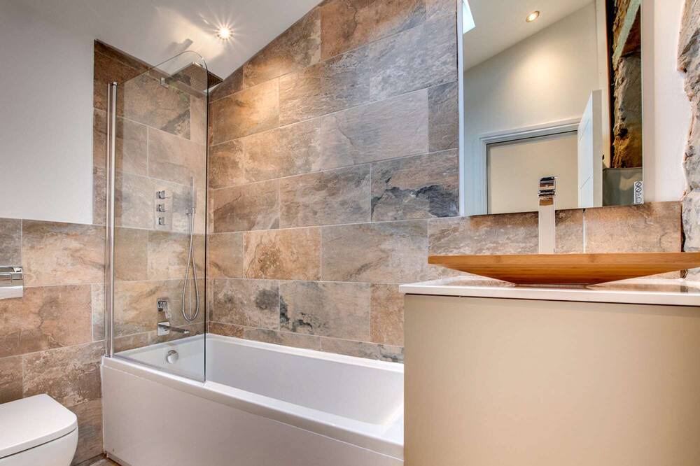 Photo of Bathroom in Aysgarth