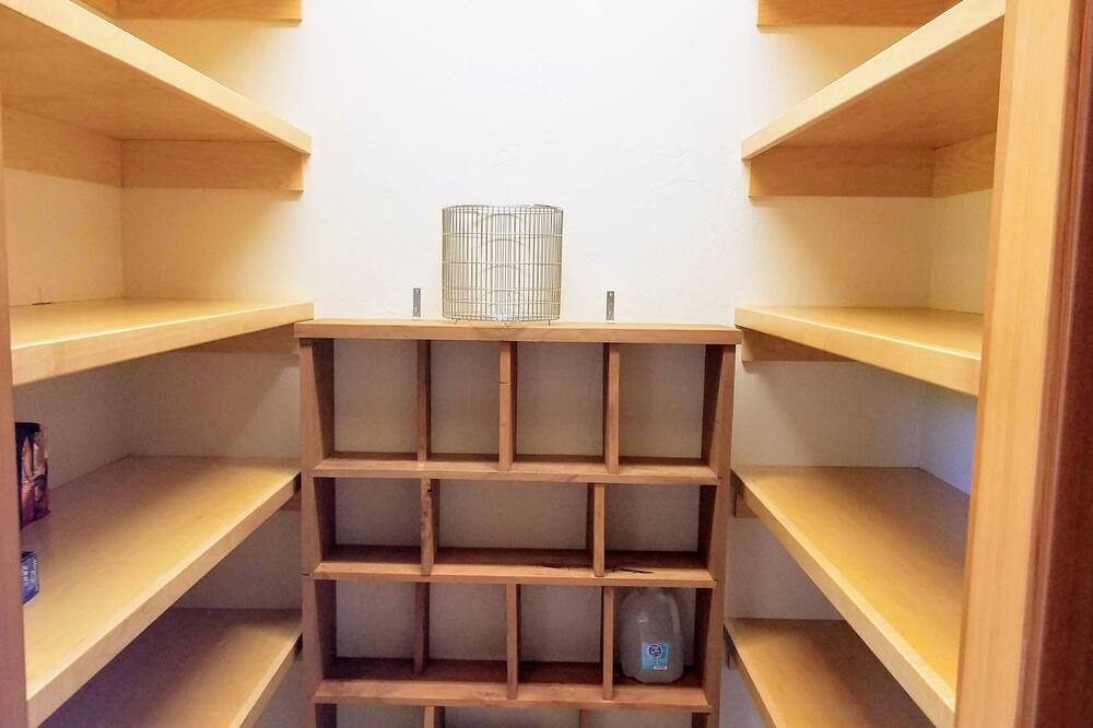 Photo of Others in Caspar