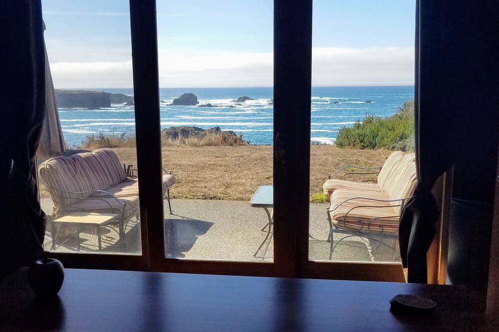 Photo of Others in Caspar