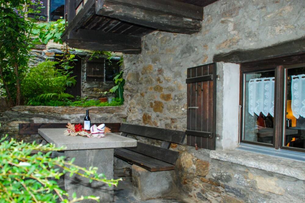 Photo of Bedroom in Semione