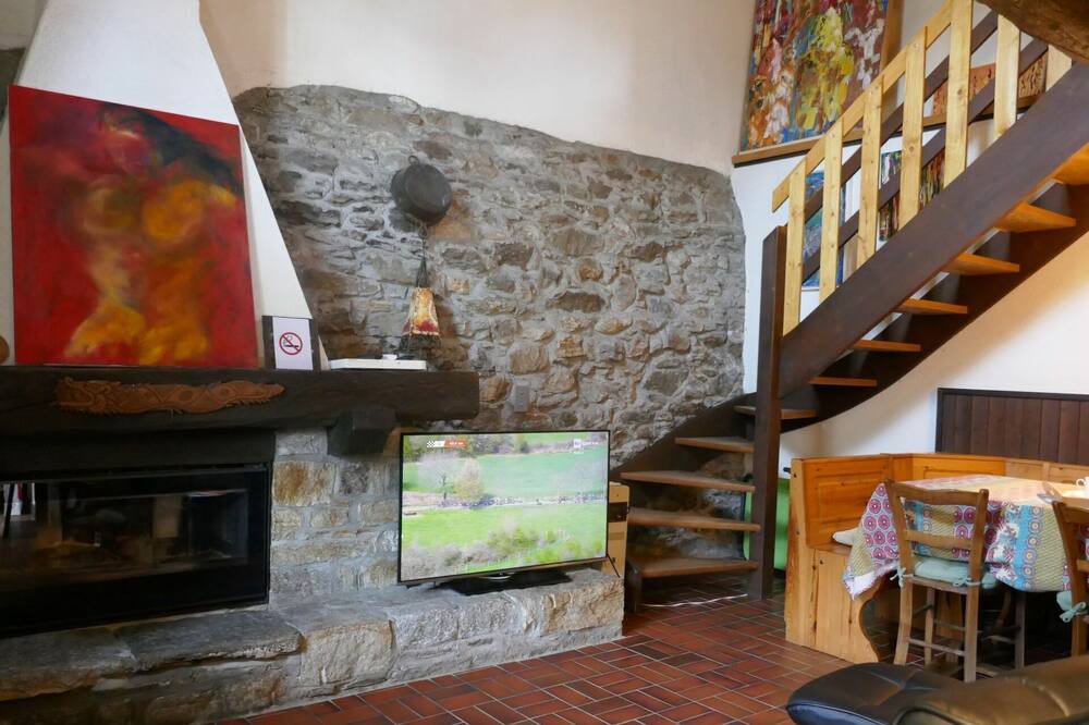 Photo of Bedroom in Semione