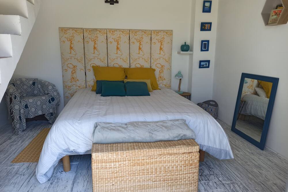 Photo of Bedroom in Lardiers
